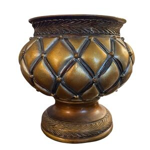 Gold Bronze Pedestal Urn Vase. Traditional Tuscan Decor, Lattice Diamond Pattern